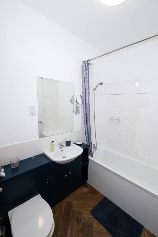 Air Host And Stay - Liverpool The Atrium Sleeps 6 Great Value Kültér fotó
